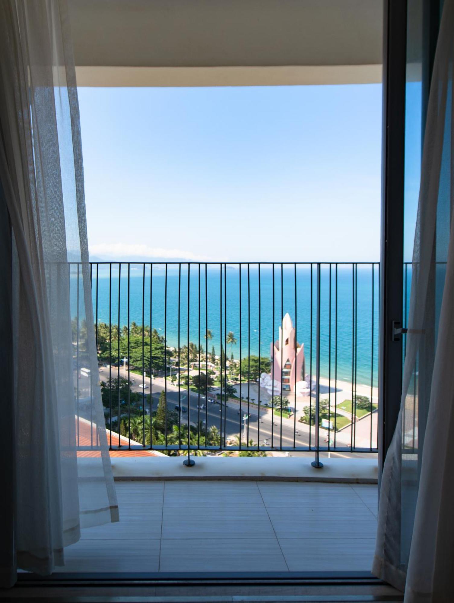 Panorama Condotel By Hlg Nha Trang Exterior foto